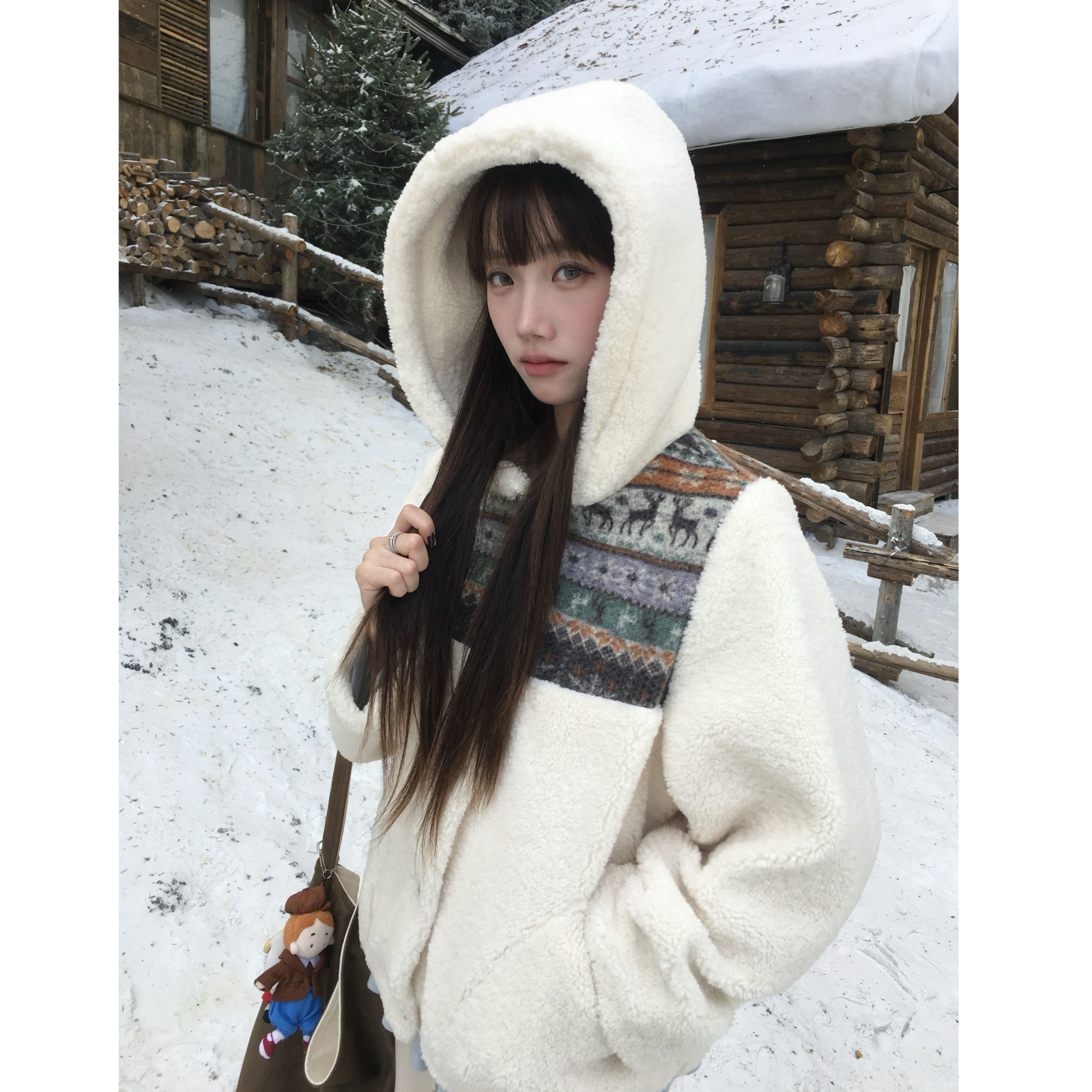 岛屿日记 12/12 20:00 费尔岛少女感拼接羊羔绒加厚短款冬季外套,女装/女士精品,短外套,淘宝优惠券,粉丝福利购,淘宝优惠卷