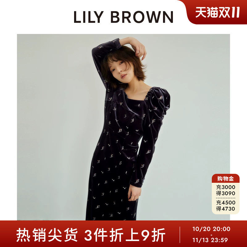 LILY BROWN秋冬款 方领泡泡袖光泽感鱼尾连衣裙LWCO244140