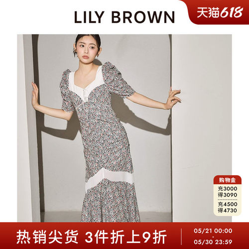 泡泡袖碎花LILYBROWN拼色连衣裙
