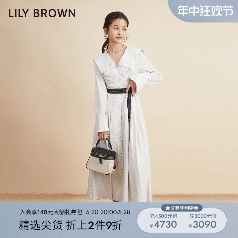 lilybrown2021秋冬大翻领连衣裙