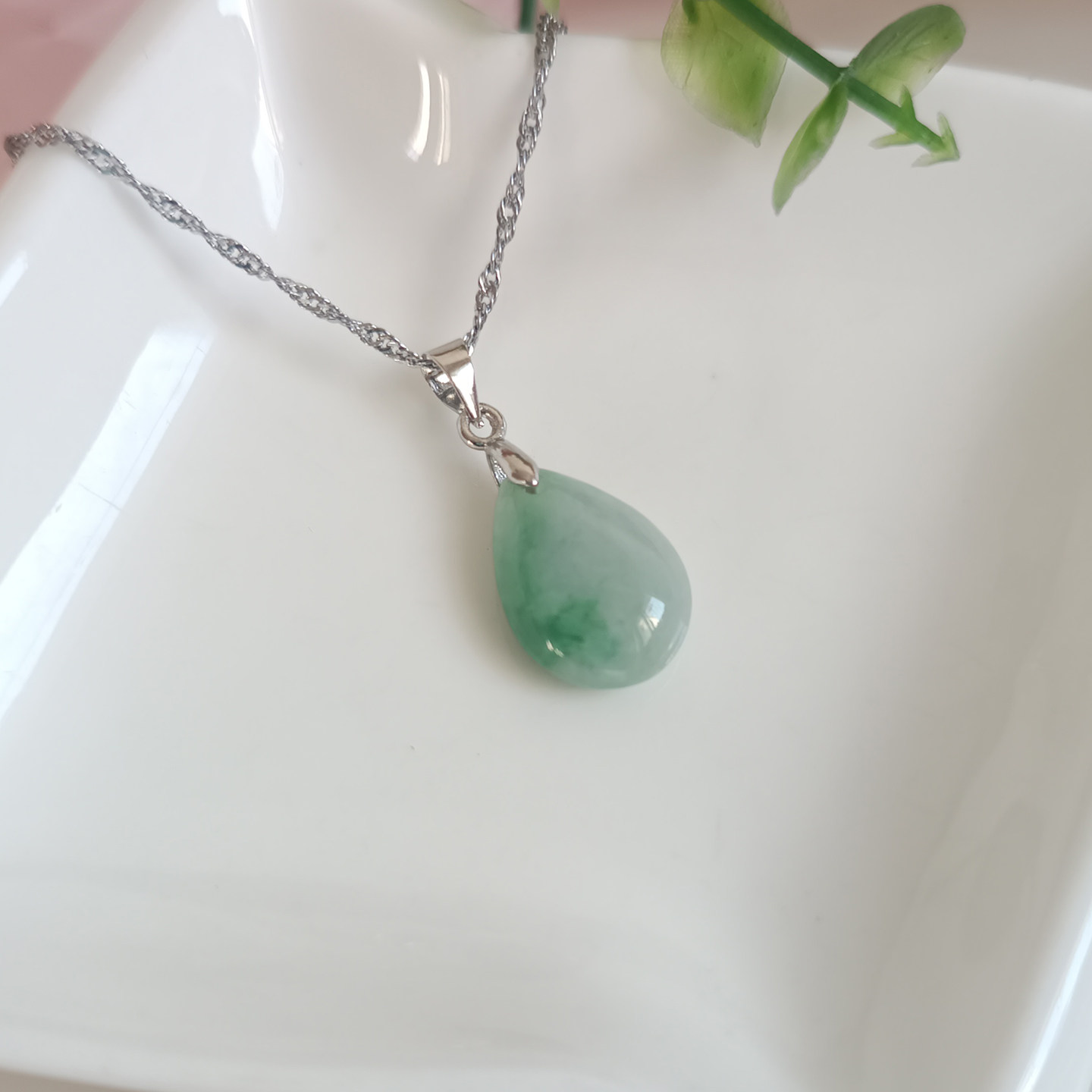 全新独特一个清仓处理天然翡翠飘花玉水滴吊坠玉石水波项链女款
