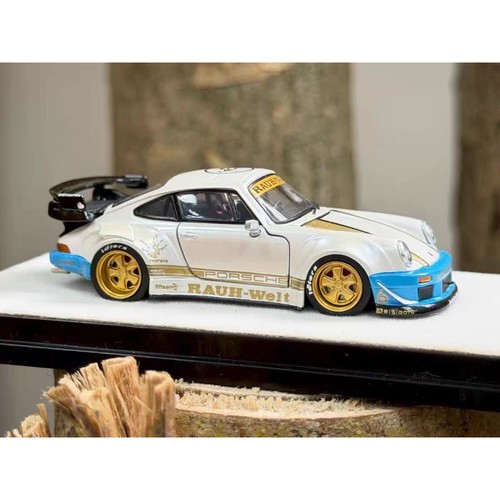 1/64 PGM 保时捷RWB 930 消光白 合金全开模型