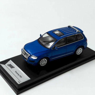 1/64 DCT 途锐R50 蓝色(左呔) 合金封闭模型