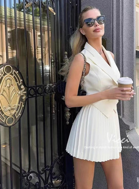纯欲双排扣马甲背心女老钱风无袖显瘦上衣西装百褶半身裙休闲套装