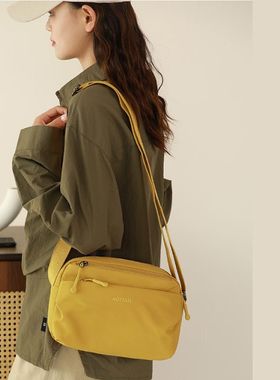 2025姜黄色防泼水牛津布小方形女式单肩斜挎IPADMINI伞逛街休闲包