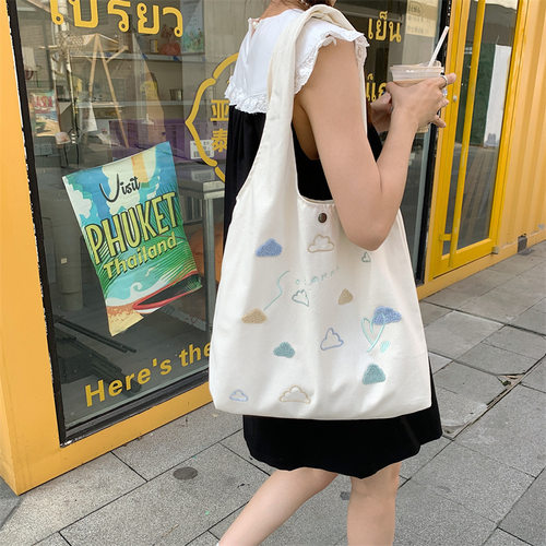 日系小云朵托特帆布包刺绣百搭文艺单肩手提包大容量背心包