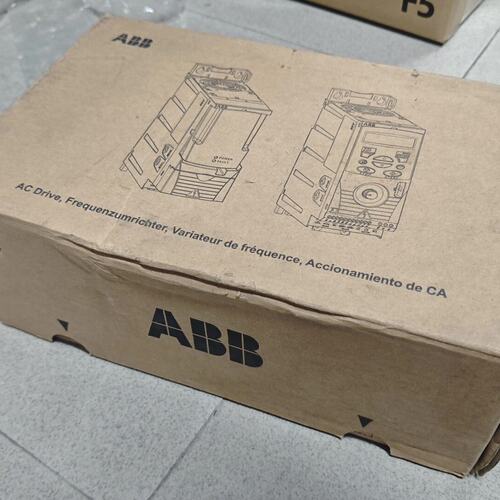 议价ABB变频器ACS355-03U-08A8-4可维修
