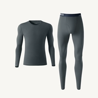 Глубокий серой человек