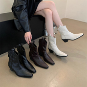 粗跟棕色V口西部靴女靴子2025新款 春秋单靴黑色尖头复古小短靴子
