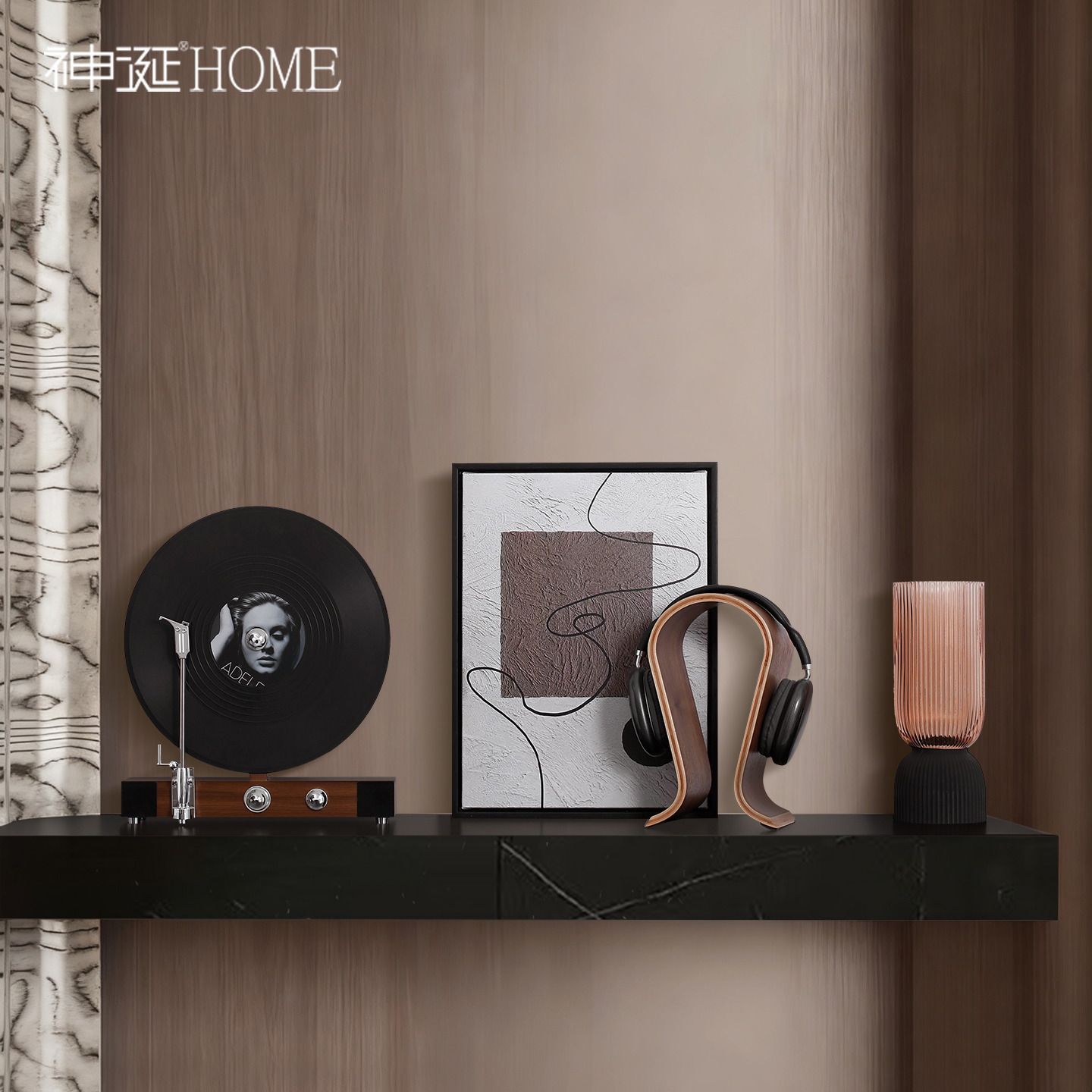 现代轻奢高级感留声机模型摆件