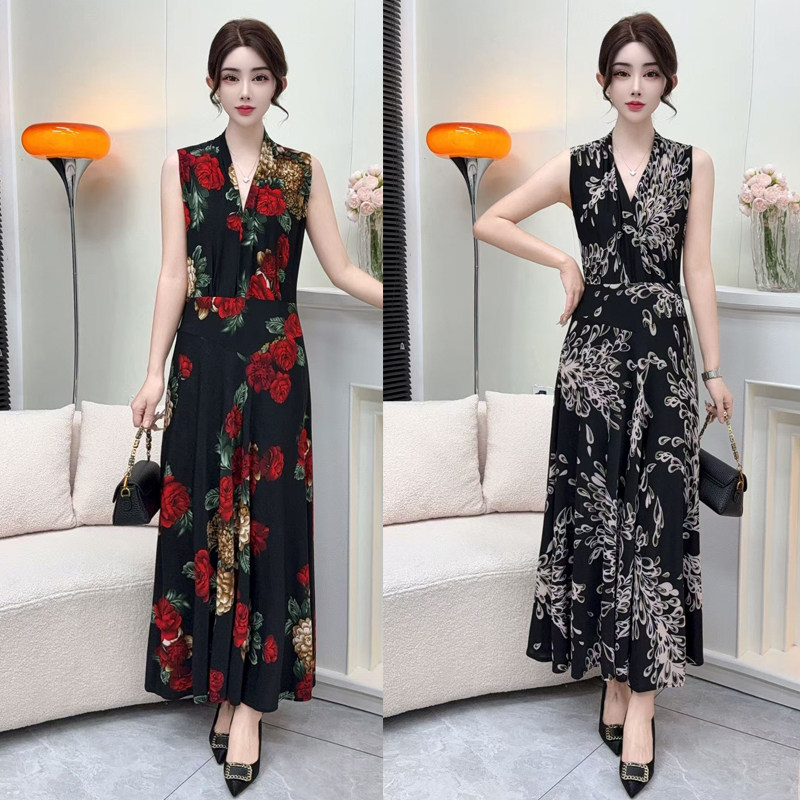 2025无袖新款中老年夏季大码长款连衣裙中年长裙弹力女装气质妈妈