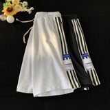 2026夏季新款三条杠贴标卫裤短裤四色平铺XZ604-KP63-P35控48，男装牛仔裤，星座604