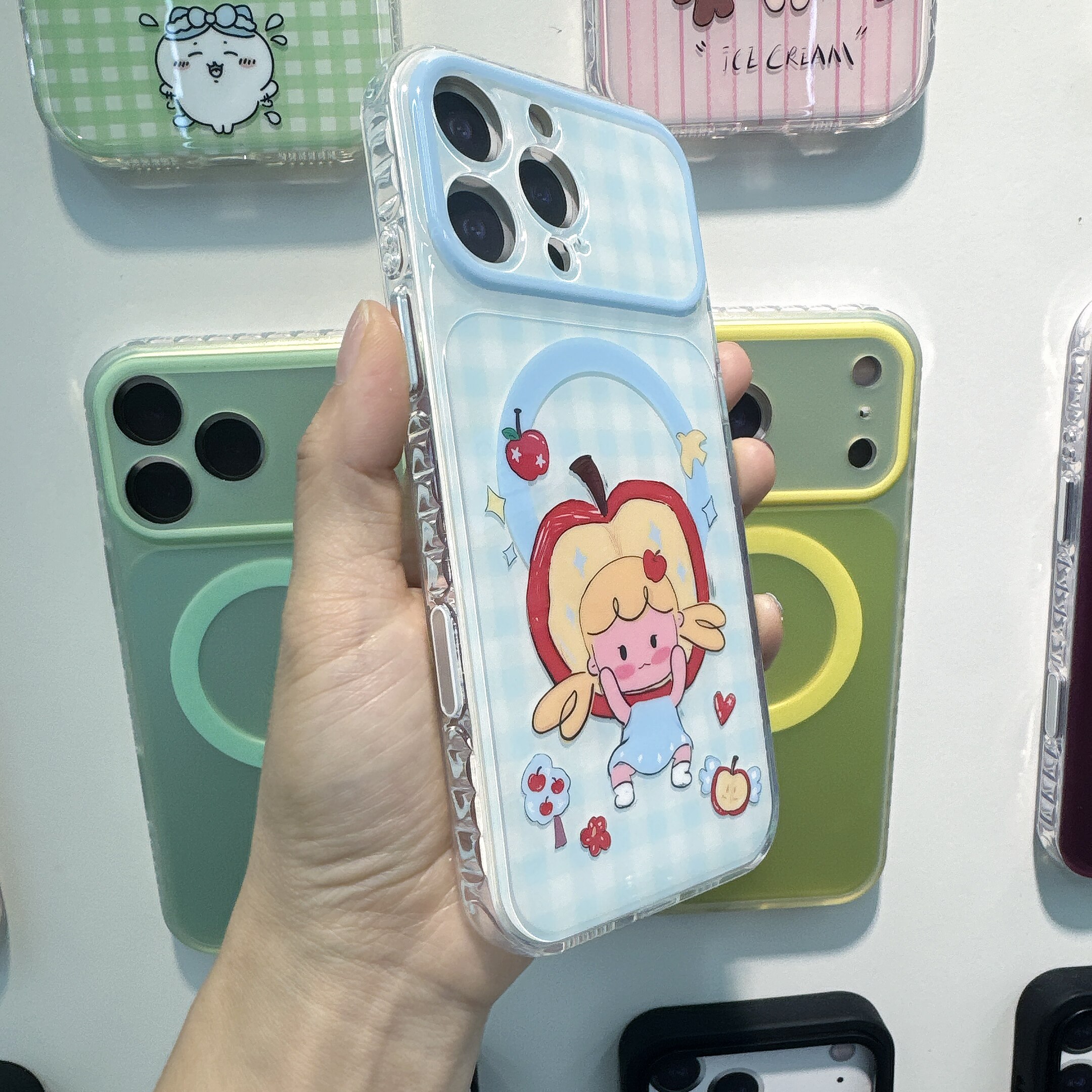 阿豆豆适用iphone16苹果18promax可爱17pro卡通女生小众精孔全包相机ai金属独立键双层IMD亮面磁吸防摔手机壳