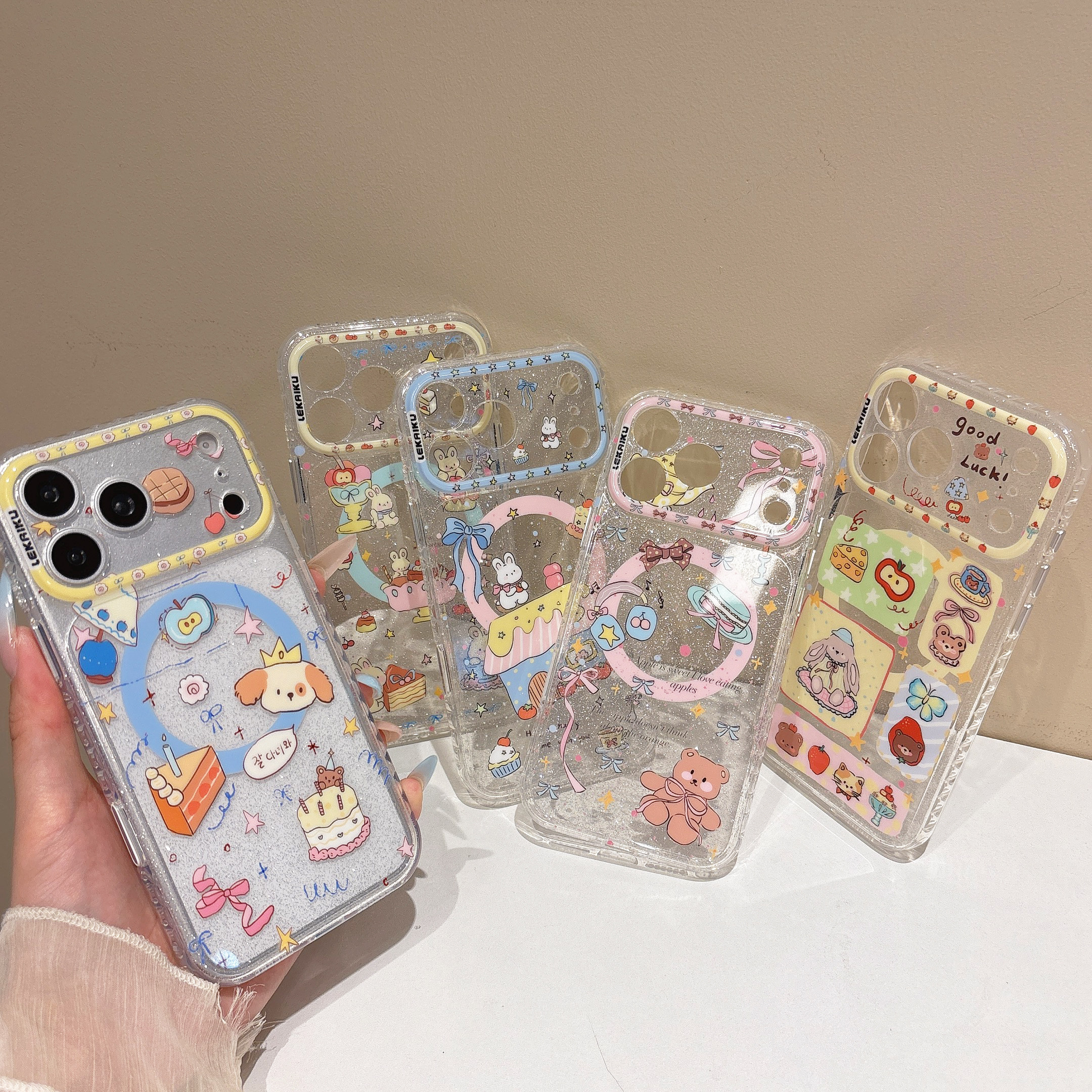 精孔细闪LEKAIKU小动物派对适用iphone苹果17promax可爱16pro卡通15全包相机ai金属独立键气囊防摔磁吸手机壳