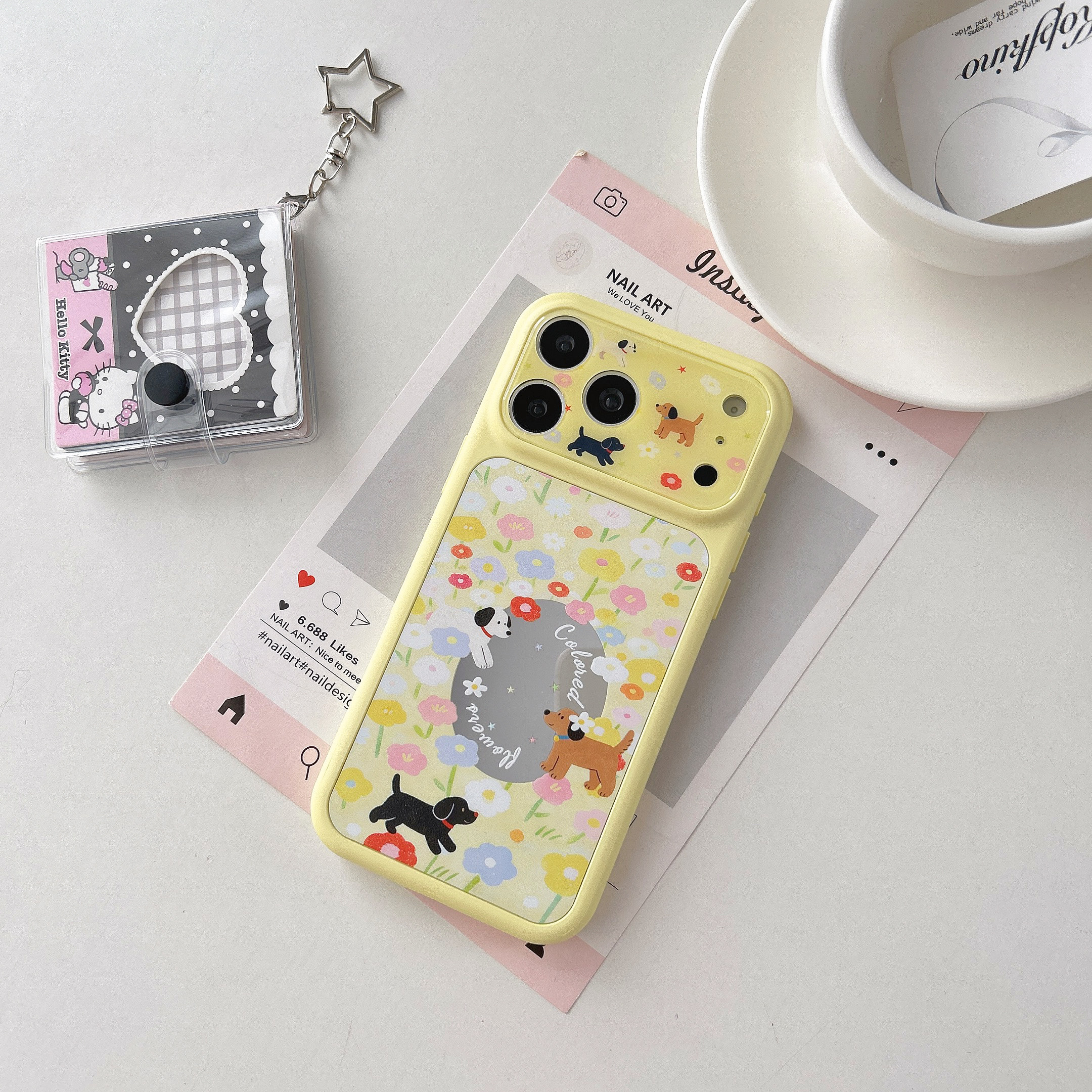 黄色花朵小狗适用iphone苹果17promax小众16pro可爱15女生补妆镜子时尚卡通包相机ai键秒变大视窗精孔手机壳