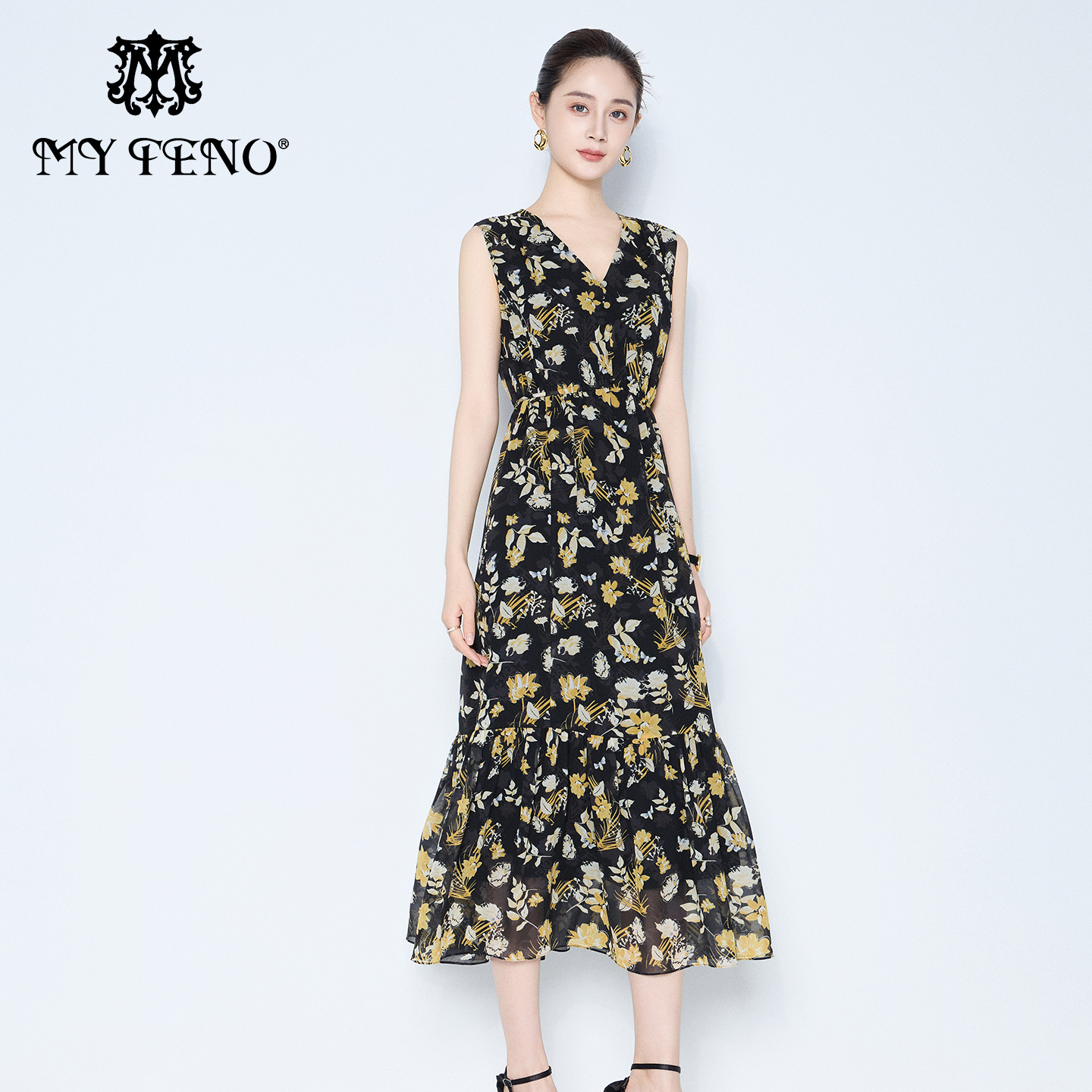 马天奴黑色印花无袖收腰连衣裙