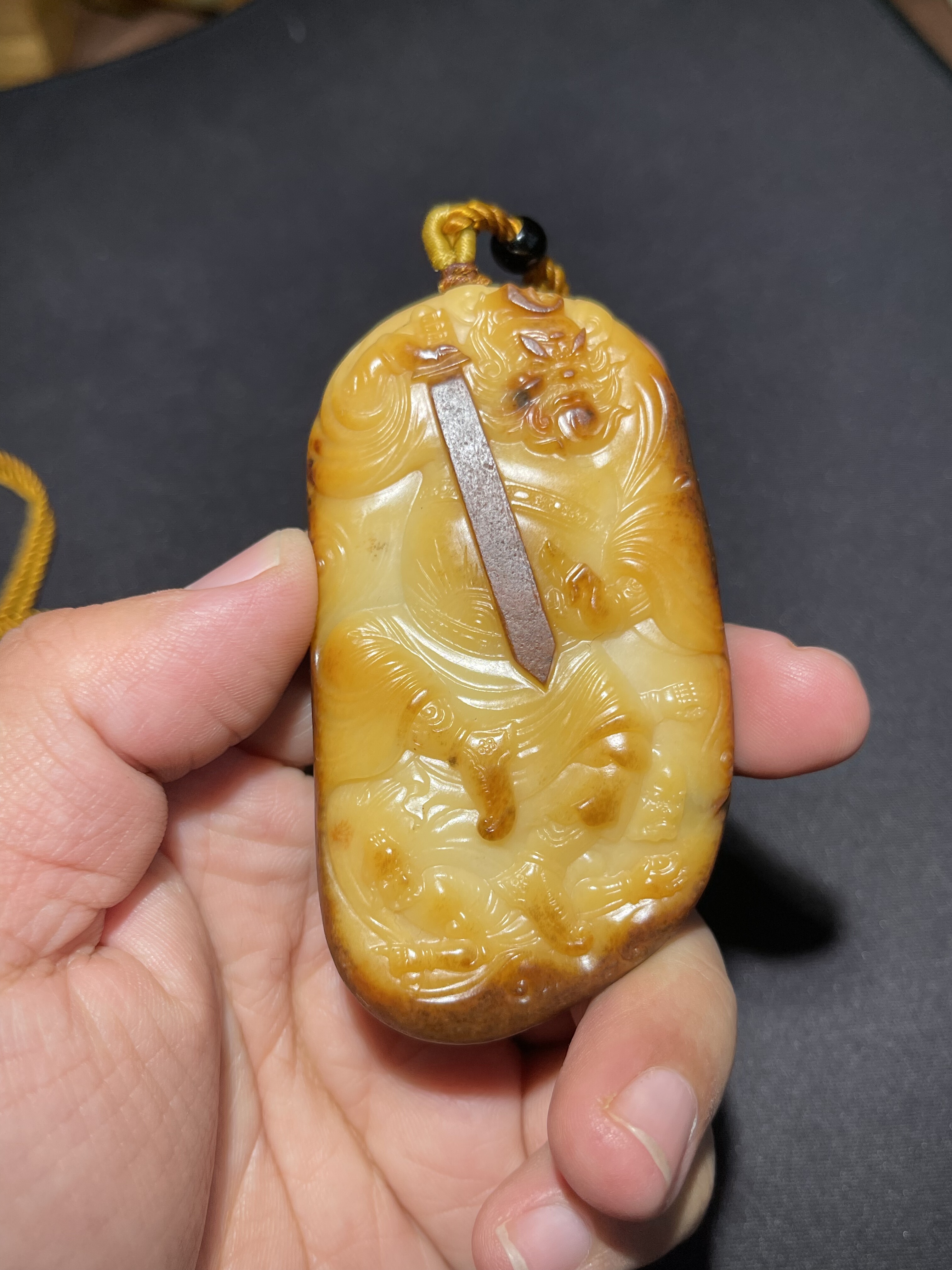 籽料黄沁钟馗纳福吊坠挂件