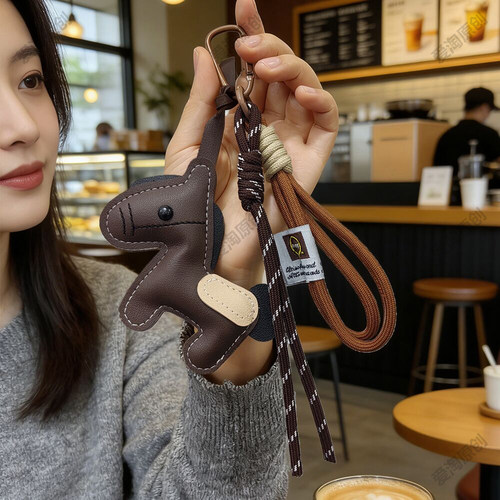 MIU系卡通小马马上有钱钥匙链