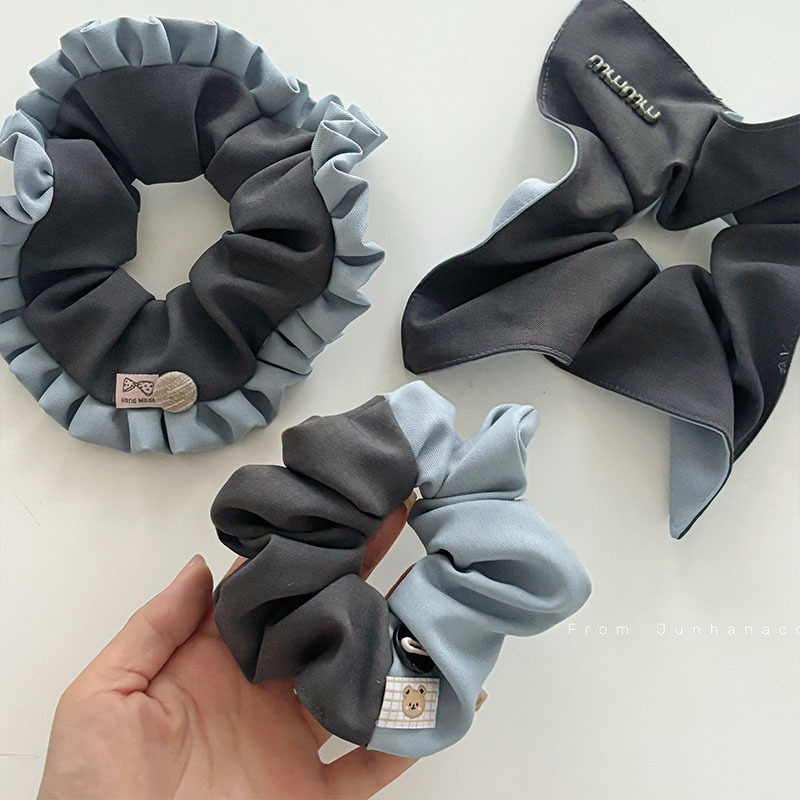 蓝灰西装面料AB面双拼大肠发圈小众高级布艺可爱纽扣小熊发绳方巾