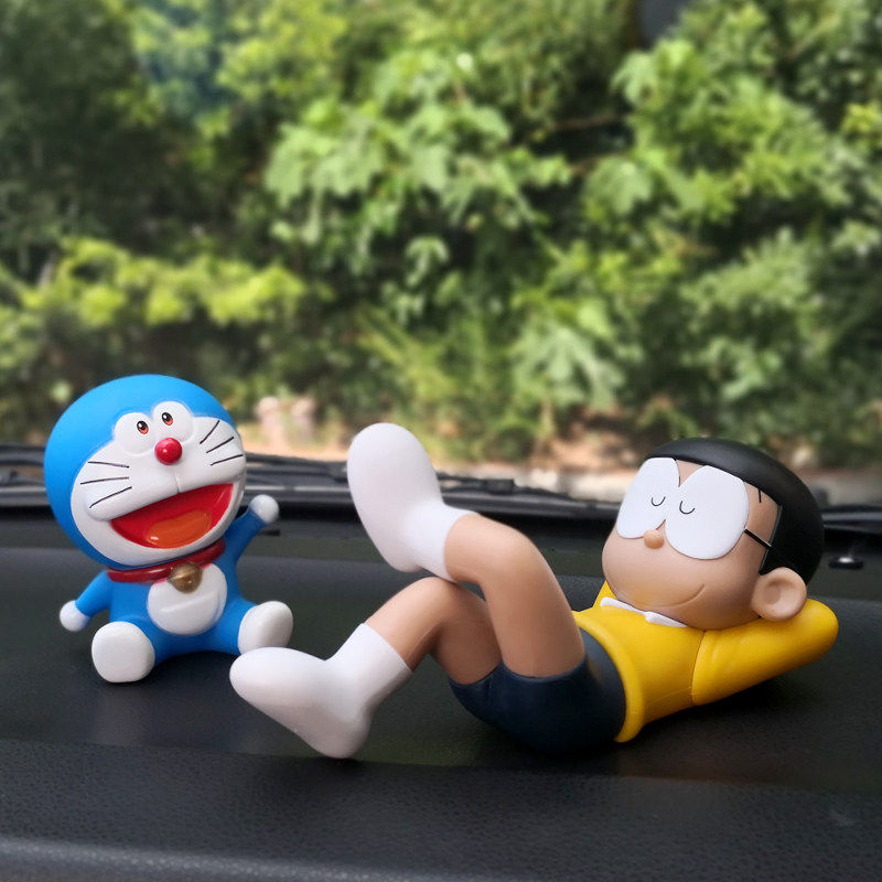 网红抖音同款机器猫大雄可爱创意叮当猫车载车内饰装用品汽车摆件