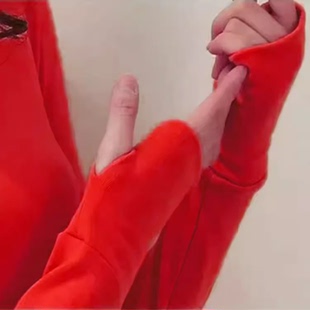 双层手套加厚绒打底衫女大码女装胖MM保暖秋衣套指t恤拇指扣上衣