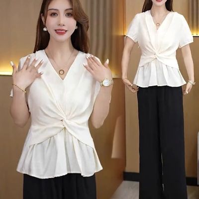 2025夏季新款短袖女上衣夏薄款轻奢高级感V领设计感修身衬衫小衫