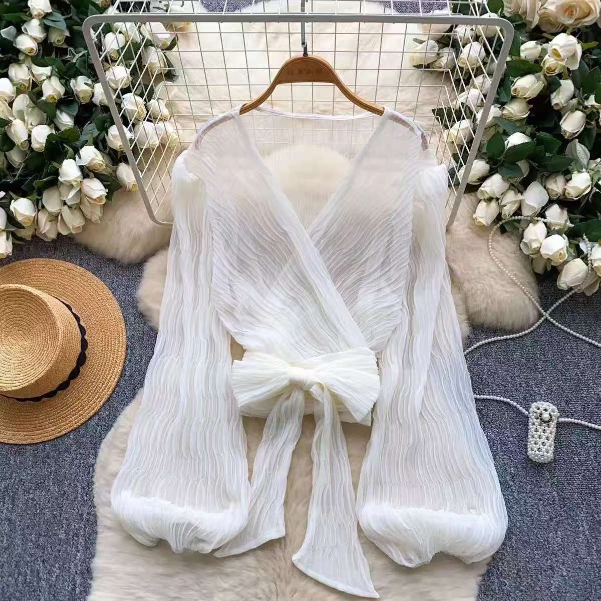 白色衬衫女设计感小众遮肉显瘦
