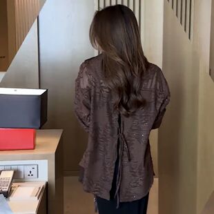 女装外披2026新款今年流行轻薄透气时尚防晒服洋气质夏款休闲外套