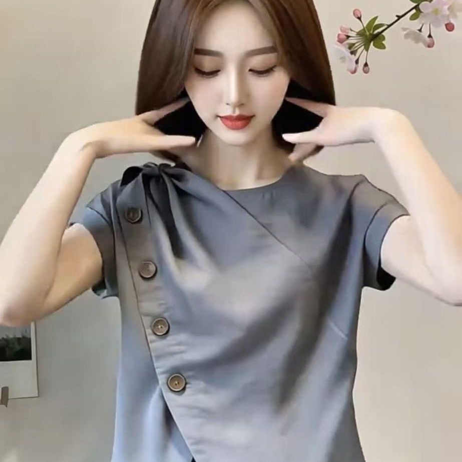 韩式气质灰色衬衫女亲肤透气短袖宽松显瘦纽扣装饰百搭通勤上衣