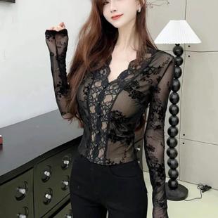 辣妹性感v领蕾丝打底衫女皮草内搭秋冬法式掐腰纯欲低领网纱上衣