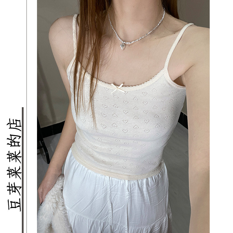纯欲风花边蝴蝶结修身吊带打底衫bm新款奶黄色心形镂空背心短上衣