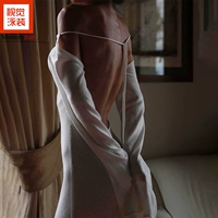 Белый, длинный