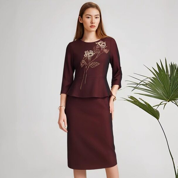 婚庆礼服女装喜妈妈高贵风钉珠连衣裙婚宴晚装喜婆婆敬酒装中长裙
