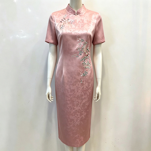 旗袍醋酸裙喜服妈妈婚宴礼服喜婆婆晚宴敬酒装高端刺绣连衣裙