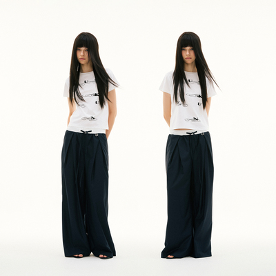 FUNKYFUN 2025SS 花体字品牌logo植绒印花正肩圆领短袖tee