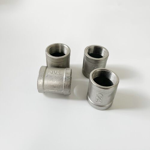 304加厚不锈钢直通不锈钢管箍内螺纹水管接头内丝直接管4分6分1寸 - 封面