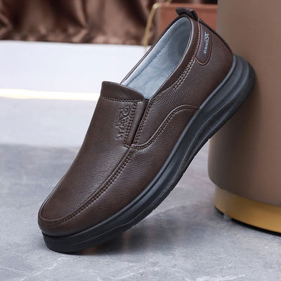 老北京布鞋男春秋新款单鞋仿皮面防水中老年爸爸商务休闲黑色大码