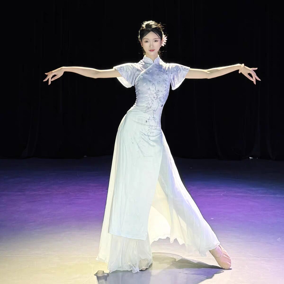 烟花易冷古典舞服装苏州慢念琵琶演出服中国舞弹力旗袍青花瓷表演