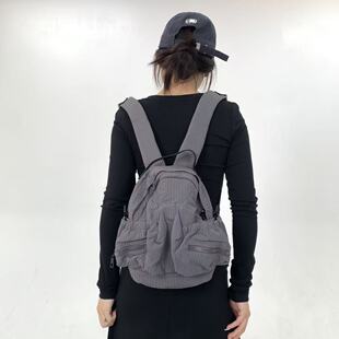 户外双肩包男女大容量轻便防水书包简约休闲旅行迷你小背包通勤