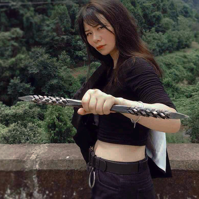 锻造合法武器一字手刺龙鳞炫酷