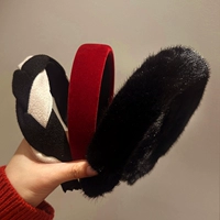 Черно -белый перекрестный поворот+винный красный бархат+черный плюш