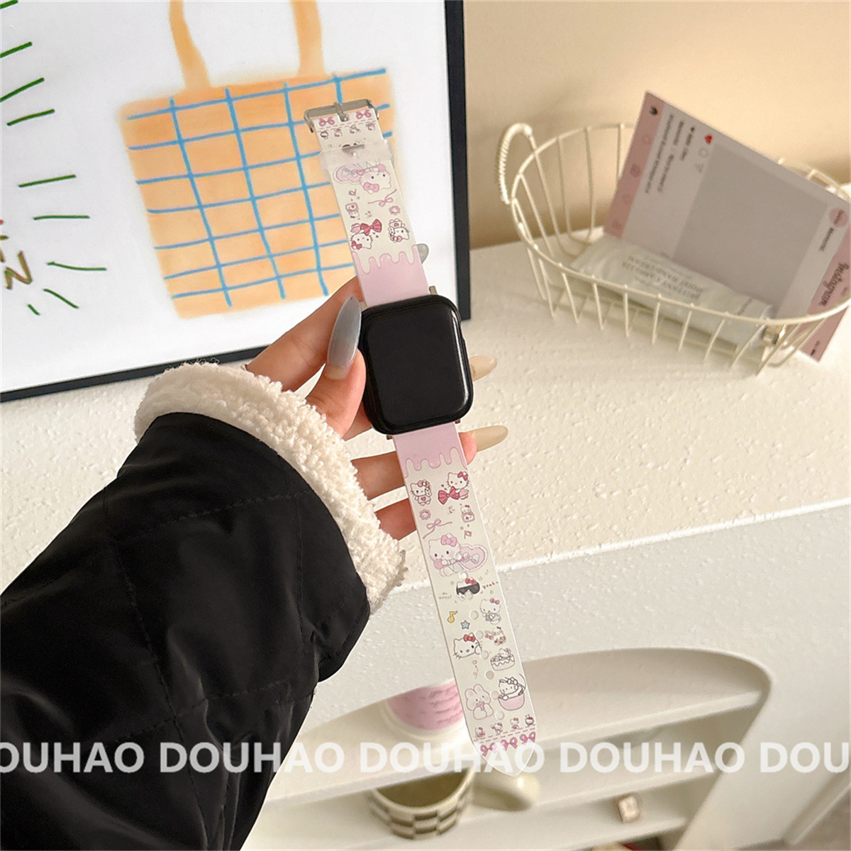 适用于苹果iWatch手表表带ins风日韩可爱凯蒂卡通透色胶腕带针扣