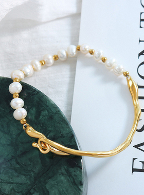 淡水珍珠个性几何型钛钢手链时尚气质闺蜜链时髦复古风不褪色手饰