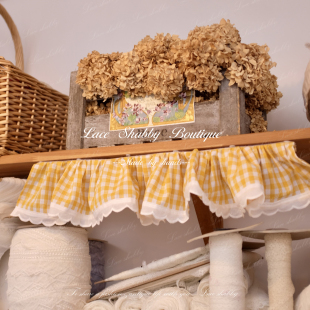 太可爱了 黄色格子棉麻蕾丝荷叶边自粘帘头遮挡帘 LACESHABBY新款