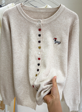2025秋冬新品圆领彩色扣子刺绣针织衫女上衣短款开衫厚款外穿毛衣