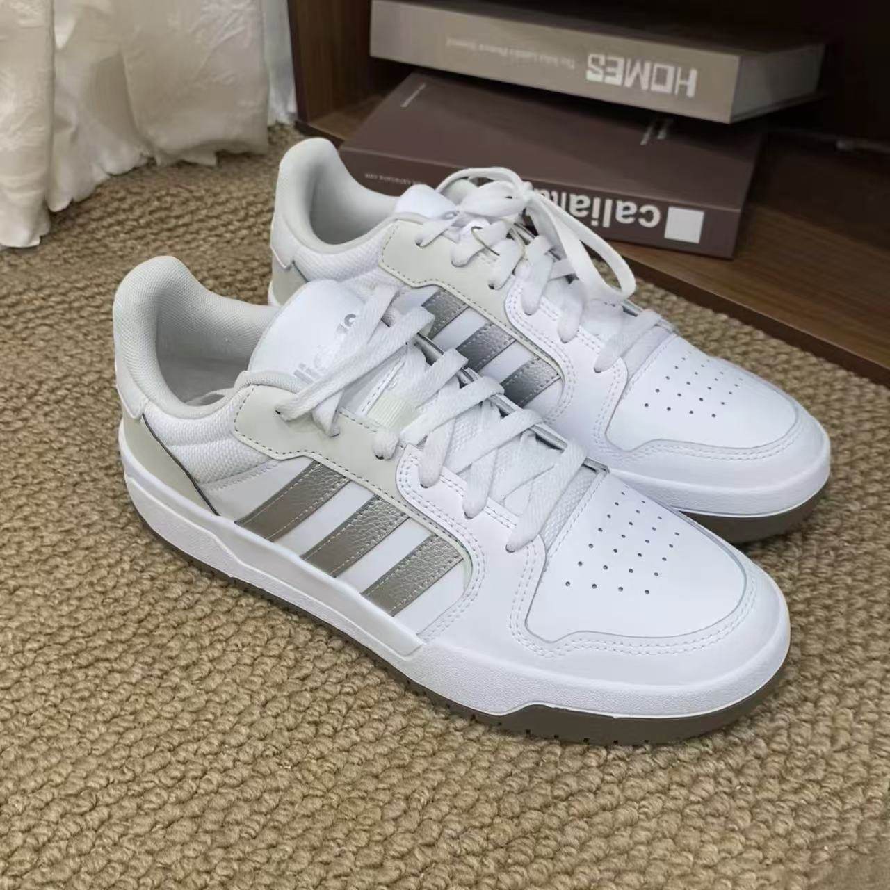 Adidas/阿迪达斯Entrap 男女同款舒适百搭通勤经典休闲板鞋JP9959