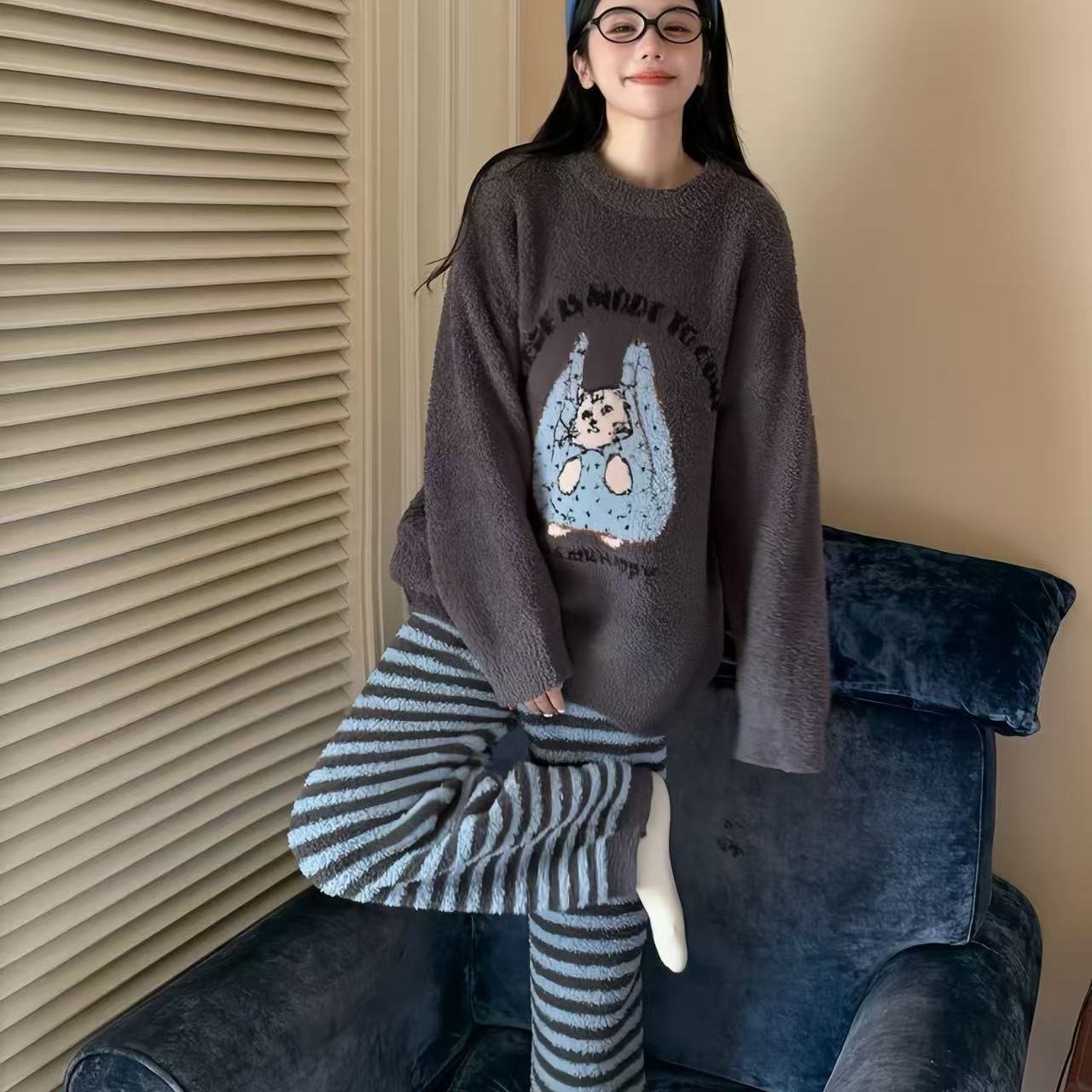 休闲宽松睡衣女款秋冬家居服加绒