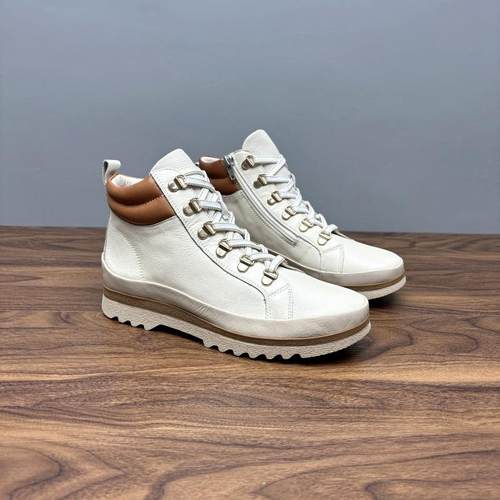 西班牙复古手工短靴女白色2025超火马丁靴英伦厚底侧拉链外贸女靴