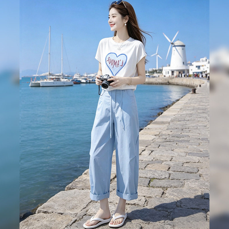 清纯系松弛感时尚休闲运动套装女夏减龄韩系印花T恤九分裤两件套