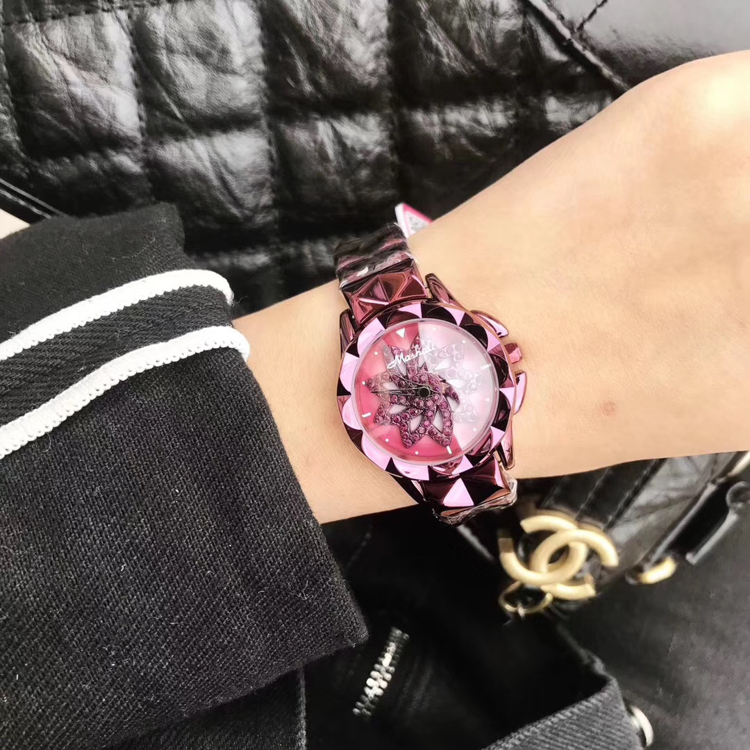 玛莎莉 个性玫瑰金 小号时尚百搭简约女表不锈钢带会转动手表